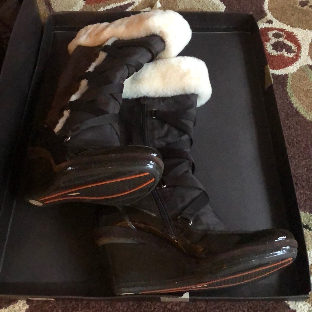 Cole Haan boots - Picture 3 of 8